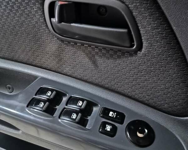 Бежевий Кіа Ріо, об'ємом двигуна 1.49 л та пробігом 307 тис. км за 4500 $, фото 7 на Automoto.ua
