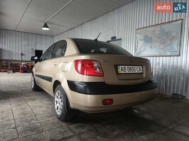 Бежевий Кіа Ріо, об'ємом двигуна 1.49 л та пробігом 307 тис. км за 4500 $, фото 22 на Automoto.ua