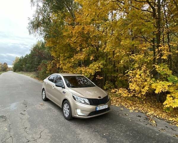 Бежевый Киа Рио, объемом двигателя 1.59 л и пробегом 148 тыс. км за 8500 $, фото 4 на Automoto.ua