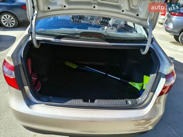 Бежевий Кіа Ріо, об'ємом двигуна 1.4 л та пробігом 85 тис. км за 6900 $, фото 14 на Automoto.ua