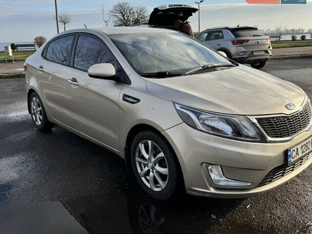 Бежевый Киа Рио, объемом двигателя 1.4 л и пробегом 147 тыс. км за 8500 $, фото 2 на Automoto.ua