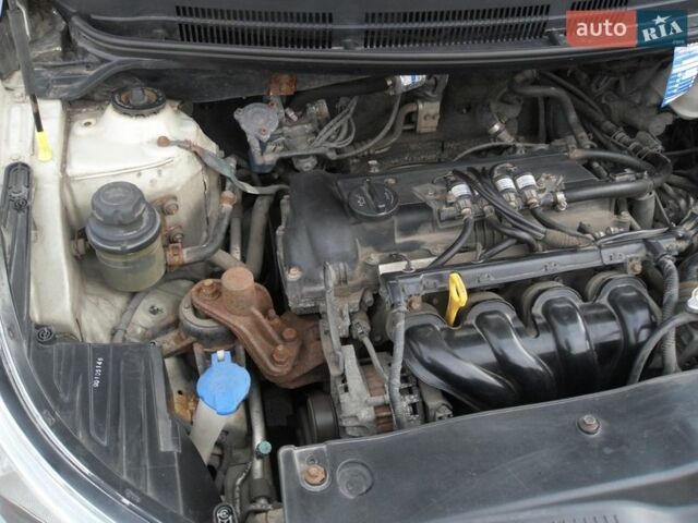 Бежевый Киа Рио, объемом двигателя 1.4 л и пробегом 227 тыс. км за 6000 $, фото 37 на Automoto.ua