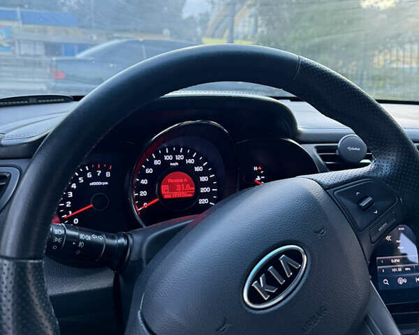 Бежевий Кіа Ріо, об'ємом двигуна 1.6 л та пробігом 192 тис. км за 7800 $, фото 5 на Automoto.ua