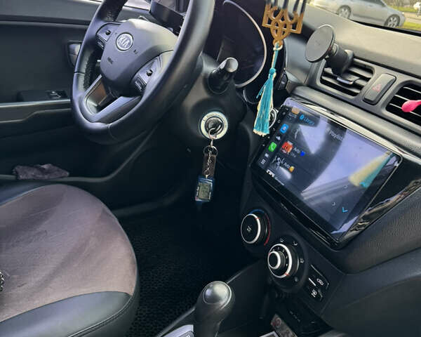 Бежевый Киа Рио, объемом двигателя 1.4 л и пробегом 147 тыс. км за 8500 $, фото 11 на Automoto.ua