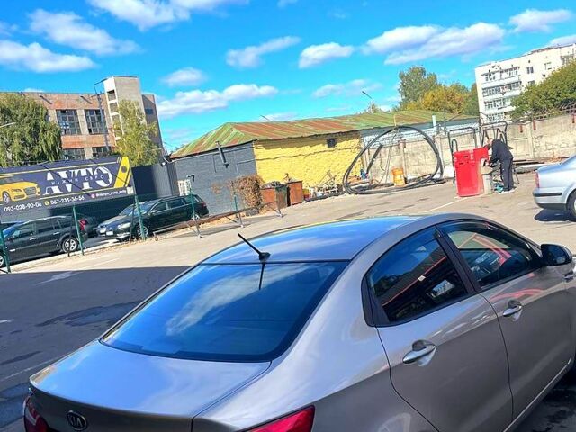 Бежевий Кіа Ріо, об'ємом двигуна 1.4 л та пробігом 126 тис. км за 7300 $, фото 7 на Automoto.ua