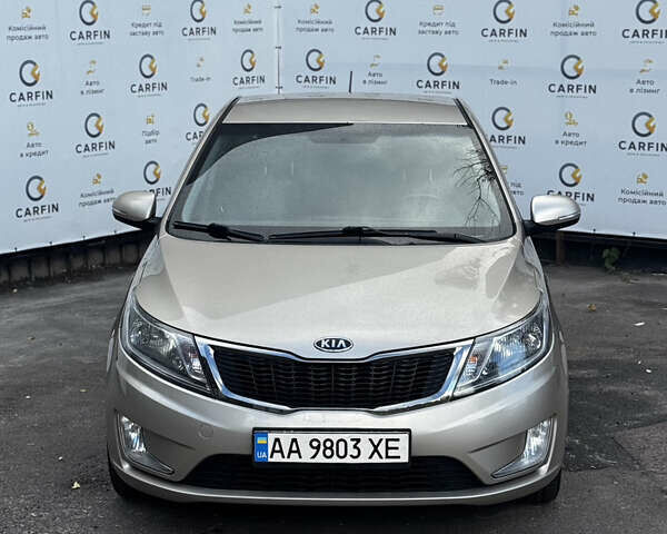 Бежевый Киа Рио, объемом двигателя 1.59 л и пробегом 122 тыс. км за 8600 $, фото 4 на Automoto.ua