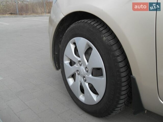 Бежевый Киа Рио, объемом двигателя 1.4 л и пробегом 227 тыс. км за 6000 $, фото 16 на Automoto.ua