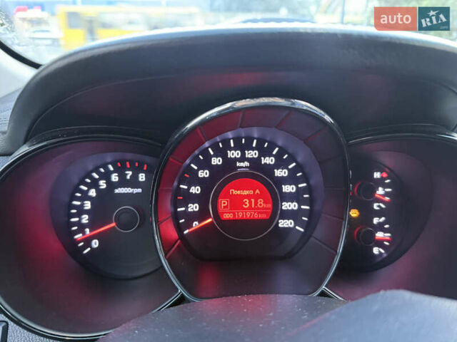 Бежевий Кіа Ріо, об'ємом двигуна 1.6 л та пробігом 192 тис. км за 7800 $, фото 6 на Automoto.ua