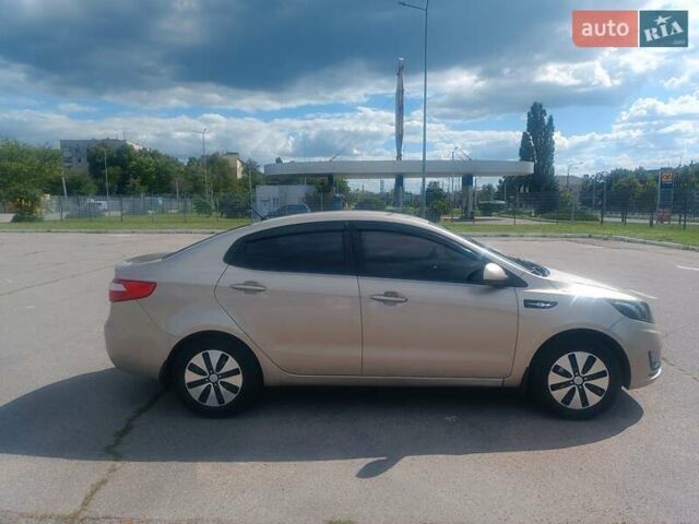 Бежевый Киа Рио, объемом двигателя 1.4 л и пробегом 211 тыс. км за 8200 $, фото 8 на Automoto.ua