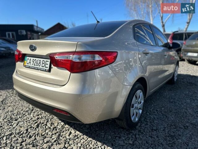 Бежевий Кіа Ріо, об'ємом двигуна 1.4 л та пробігом 66 тис. км за 7500 $, фото 4 на Automoto.ua