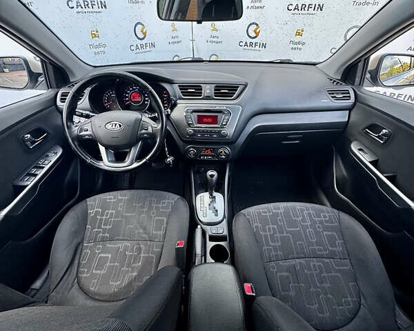 Бежевый Киа Рио, объемом двигателя 1.59 л и пробегом 122 тыс. км за 8600 $, фото 21 на Automoto.ua