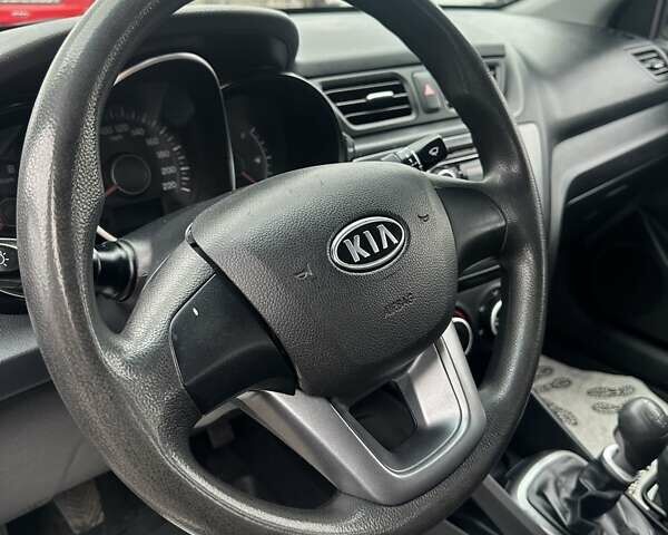 Бежевый Киа Рио, объемом двигателя 1.4 л и пробегом 66 тыс. км за 7700 $, фото 5 на Automoto.ua