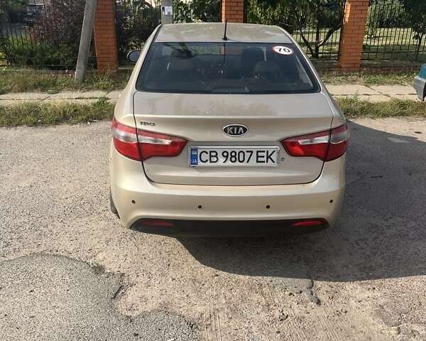 Бежевый Киа Рио, объемом двигателя 1.4 л и пробегом 124 тыс. км за 7400 $, фото 4 на Automoto.ua