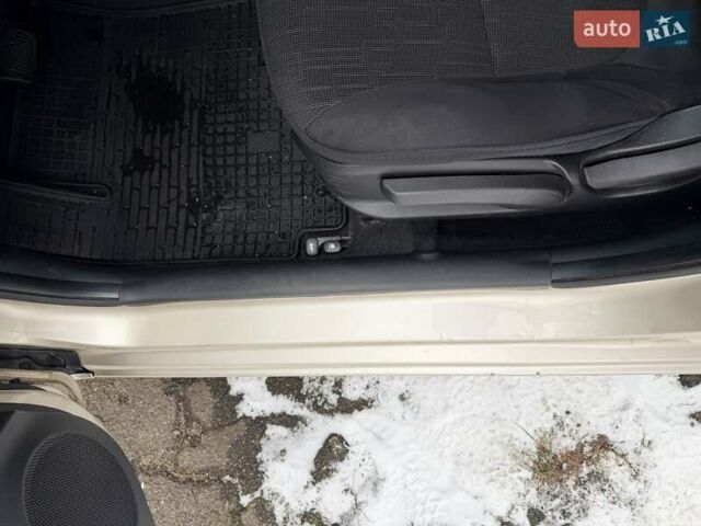 Бежевий Кіа Ріо, об'ємом двигуна 1.59 л та пробігом 122 тис. км за 8600 $, фото 16 на Automoto.ua