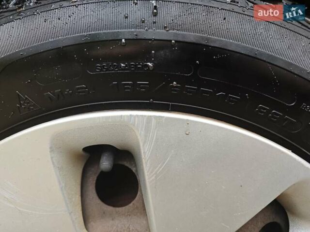Кіа Ріо 2012 у Києві на Automoto.ua Бежевий Кіа Ріо, об'ємом двигуна 1.4 л та пробігом 337 тис. км за 6500 $, фото 28 на Automoto.ua