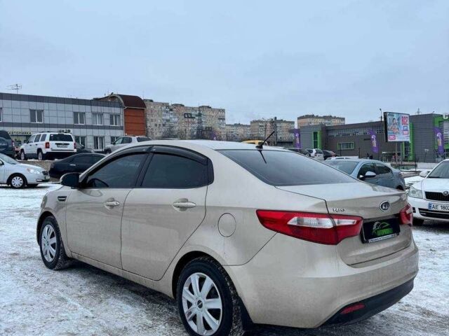 Бежевий Кіа Ріо, об'ємом двигуна 1.6 л та пробігом 162 тис. км за 5999 $, фото 3 на Automoto.ua