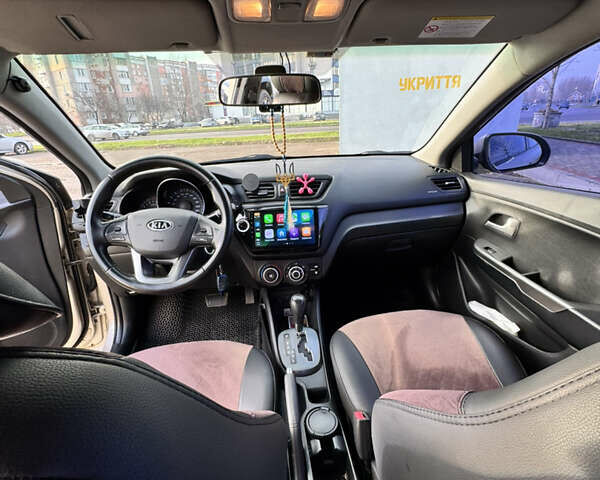 Бежевый Киа Рио, объемом двигателя 1.4 л и пробегом 147 тыс. км за 8500 $, фото 6 на Automoto.ua