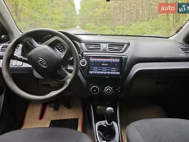 Бежевый Киа Рио, объемом двигателя 1.4 л и пробегом 187 тыс. км за 6400 $, фото 7 на Automoto.ua