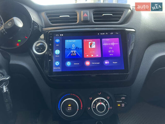 Бежевый Киа Рио, объемом двигателя 1.4 л и пробегом 187 тыс. км за 5600 $, фото 10 на Automoto.ua