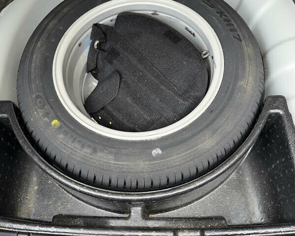 Бежевий Кіа Ріо, об'ємом двигуна 1.59 л та пробігом 122 тис. км за 8600 $, фото 36 на Automoto.ua