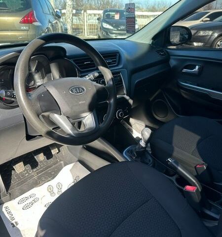 Бежевий Кіа Ріо, об'ємом двигуна 1.4 л та пробігом 66 тис. км за 7500 $, фото 17 на Automoto.ua