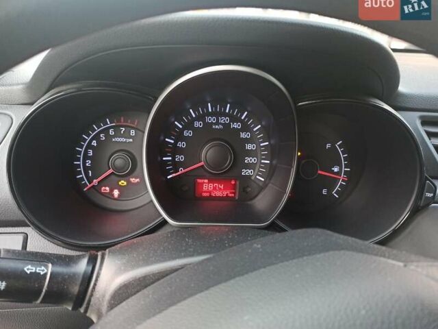 Бежевий Кіа Ріо, об'ємом двигуна 1.4 л та пробігом 128 тис. км за 7500 $, фото 6 на Automoto.ua