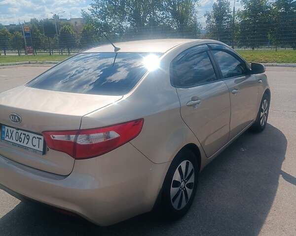 Бежевый Киа Рио, объемом двигателя 1.4 л и пробегом 211 тыс. км за 8200 $, фото 7 на Automoto.ua