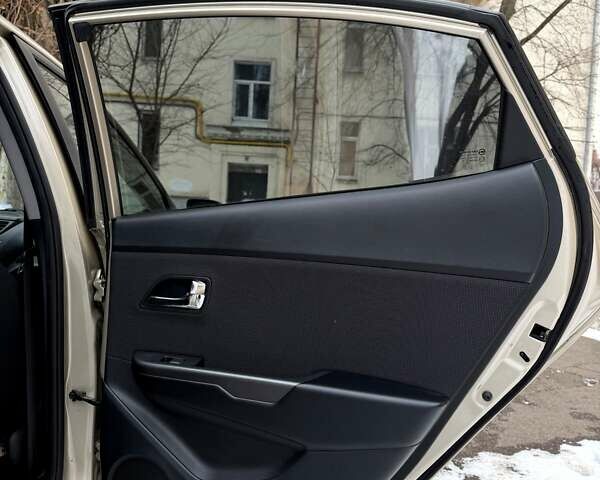 Бежевий Кіа Ріо, об'ємом двигуна 1.59 л та пробігом 122 тис. км за 8600 $, фото 23 на Automoto.ua