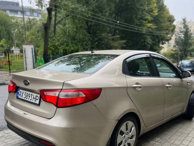 Бежевый Киа Рио, объемом двигателя 1.4 л и пробегом 192 тыс. км за 5700 $, фото 3 на Automoto.ua