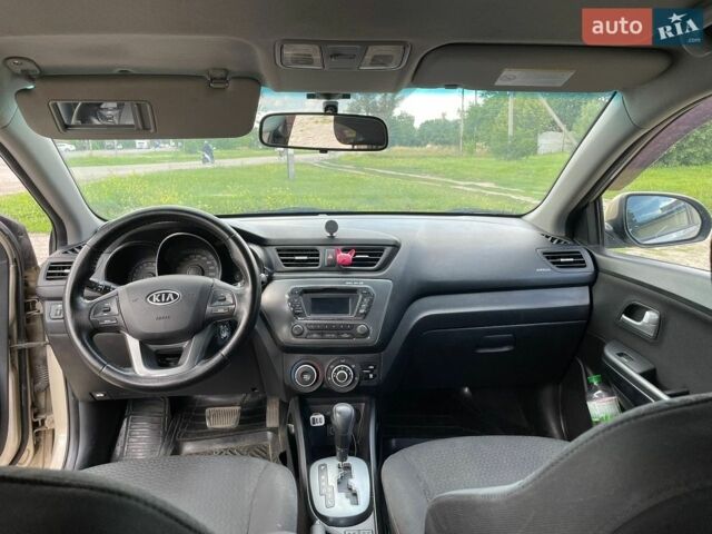 Бежевий Кіа Ріо, об'ємом двигуна 1.59 л та пробігом 180 тис. км за 7800 $, фото 25 на Automoto.ua