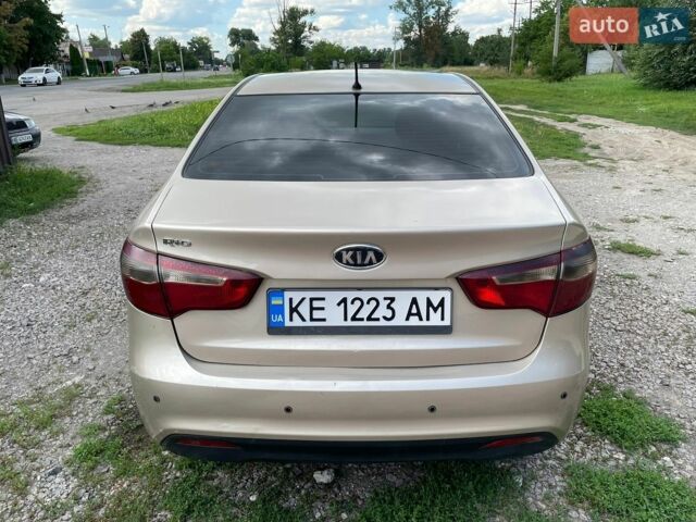 Бежевый Киа Рио, объемом двигателя 1.59 л и пробегом 180 тыс. км за 7600 $, фото 3 на Automoto.ua