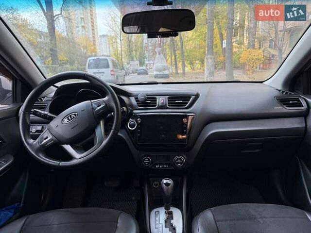 Бежевий Кіа Ріо, об'ємом двигуна 1.59 л та пробігом 192 тис. км за 7100 $, фото 9 на Automoto.ua