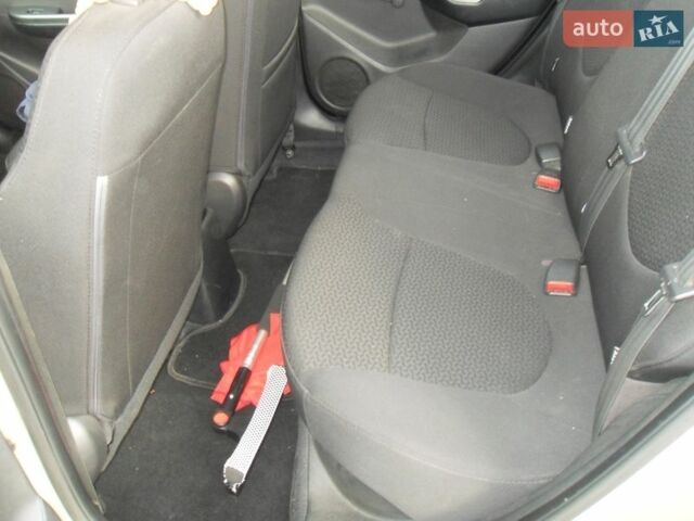 Бежевый Киа Рио, объемом двигателя 1.4 л и пробегом 227 тыс. км за 6000 $, фото 24 на Automoto.ua