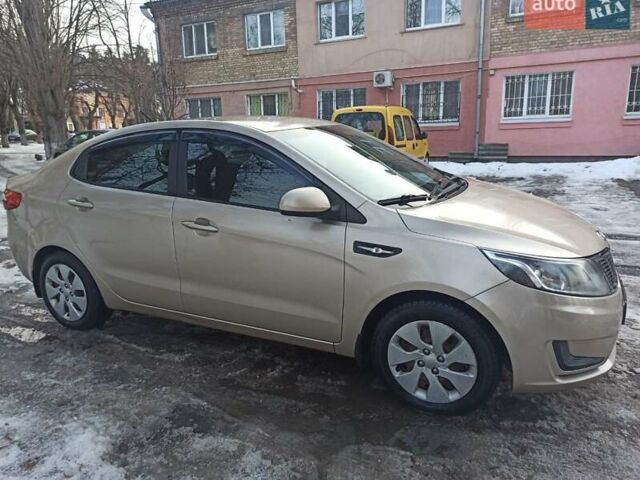 Бежевий Кіа Ріо, об'ємом двигуна 1.4 л та пробігом 128 тис. км за 7500 $, фото 3 на Automoto.ua