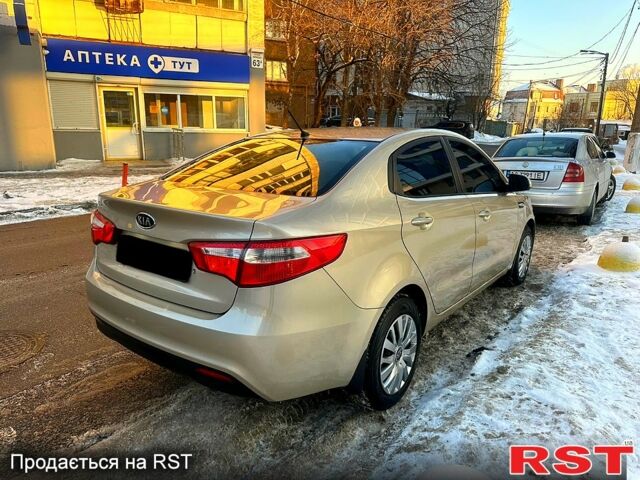 Бежевий Кіа Ріо, об'ємом двигуна 1.4 л та пробігом 18700 тис. км за 5600 $, фото 3 на Automoto.ua