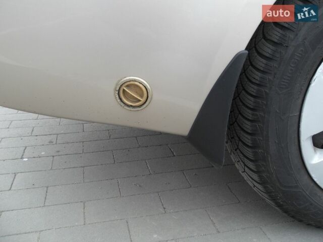 Бежевый Киа Рио, объемом двигателя 1.4 л и пробегом 227 тыс. км за 6000 $, фото 43 на Automoto.ua