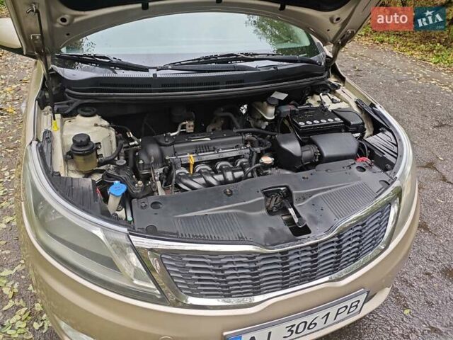Кіа Ріо 2012 у Києві на Automoto.ua Бежевий Кіа Ріо, об'ємом двигуна 1.4 л та пробігом 337 тис. км за 6500 $, фото 23 на Automoto.ua