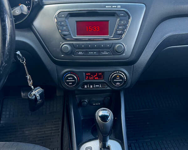 Бежевый Киа Рио, объемом двигателя 1.59 л и пробегом 122 тыс. км за 8600 $, фото 20 на Automoto.ua