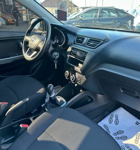 Бежевий Кіа Ріо, об'ємом двигуна 1.4 л та пробігом 66 тис. км за 7500 $, фото 8 на Automoto.ua