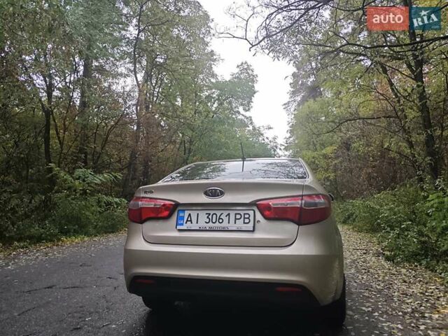 Кіа Ріо 2012 у Києві на Automoto.ua Бежевий Кіа Ріо, об'ємом двигуна 1.4 л та пробігом 337 тис. км за 6500 $, фото 6 на Automoto.ua