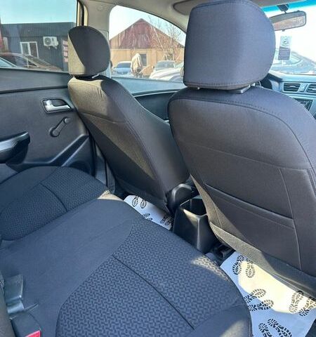 Бежевий Кіа Ріо, об'ємом двигуна 1.4 л та пробігом 66 тис. км за 7500 $, фото 9 на Automoto.ua