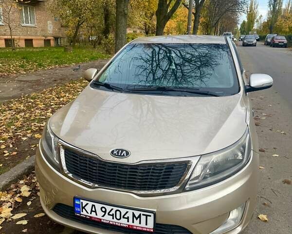 Бежевий Кіа Ріо, об'ємом двигуна 1.59 л та пробігом 192 тис. км за 7100 $, фото 1 на Automoto.ua