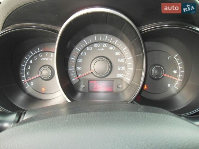 Бежевый Киа Рио, объемом двигателя 1.4 л и пробегом 227 тыс. км за 6000 $, фото 22 на Automoto.ua