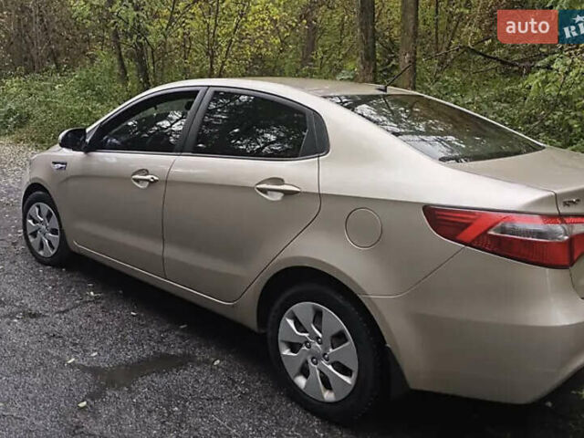 Бежевый Киа Рио, объемом двигателя 1.4 л и пробегом 187 тыс. км за 6550 $, фото 4 на Automoto.ua