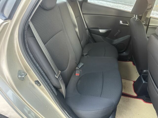 Бежевий Кіа Ріо, об'ємом двигуна 1.4 л та пробігом 187 тис. км за 5600 $, фото 6 на Automoto.ua