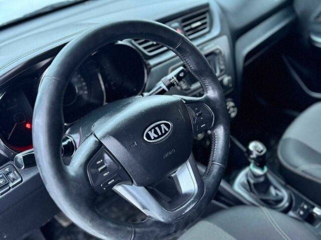 Бежевий Кіа Ріо, об'ємом двигуна 1.6 л та пробігом 162 тис. км за 5999 $, фото 6 на Automoto.ua