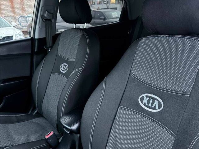 Бежевий Кіа Ріо, об'ємом двигуна 1.6 л та пробігом 162 тис. км за 5999 $, фото 16 на Automoto.ua