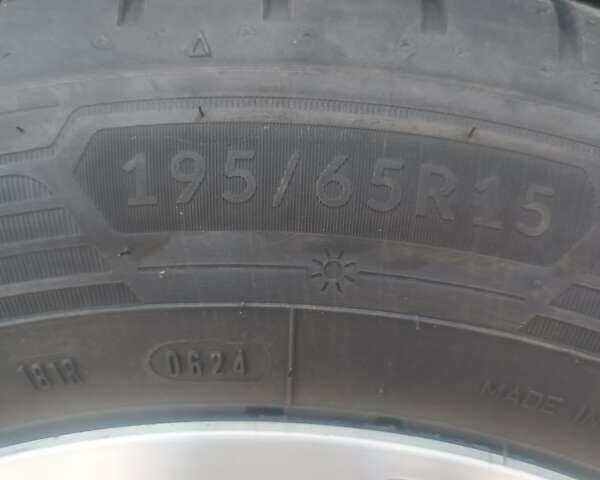Бежевый Киа Рио, объемом двигателя 1.4 л и пробегом 211 тыс. км за 8200 $, фото 16 на Automoto.ua