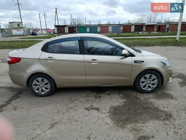 Бежевый Киа Рио, объемом двигателя 1.4 л и пробегом 156 тыс. км за 7200 $, фото 2 на Automoto.ua