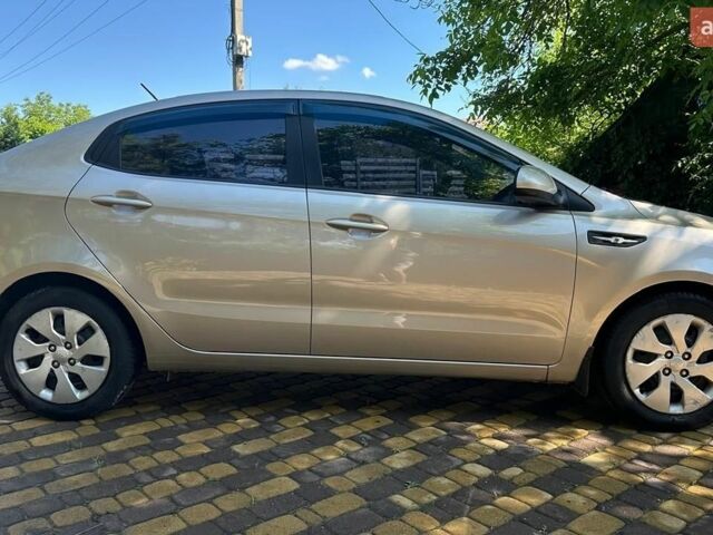 Бежевый Киа Рио, объемом двигателя 1.4 л и пробегом 193 тыс. км за 6999 $, фото 1 на Automoto.ua